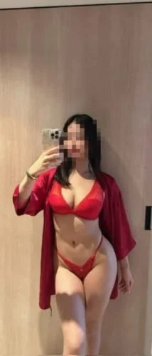 İzmir Travesti Özgünün Derin Gırtlağı