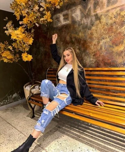 Konak Travesti Kaderin Islak Geceleri