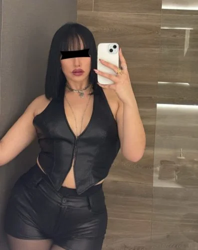 Seksi Bakışlı Sıcak Bornova Travesti Buse